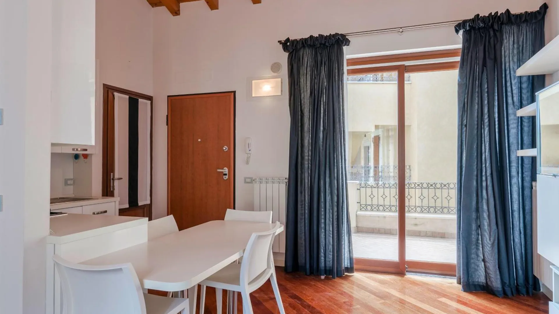Lakefront - Haven 18 Toscolano Maderno Italy